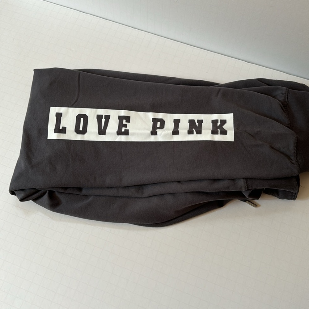 PINK Gym Pant Gray Elastic Cuffs & Waistband with Drawstring White Graphics